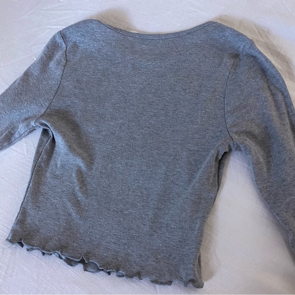 Pacsun cropped long sleeve - Picture 2 of 2